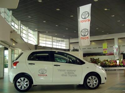 TOYOTA Toys Motors Rochefort (17) expose au centre commercial de Leclerc