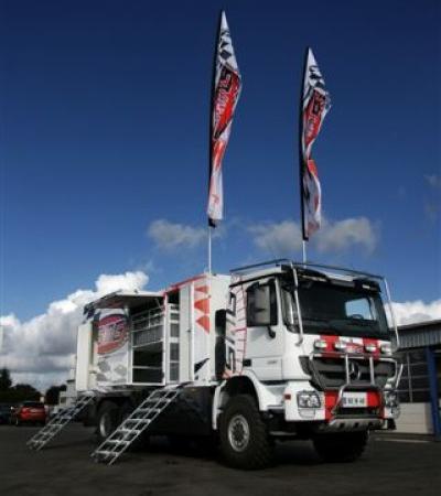 Le Géant du Désert SMG