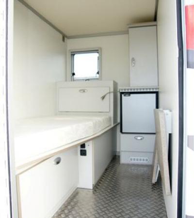 Le Géant du Désert SMG