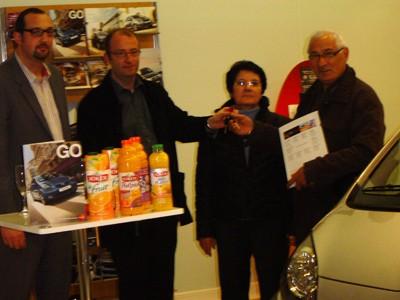 Remise des clefs de l'Aygo gagnée grâce à Toyota France en partenariat avec Jocker