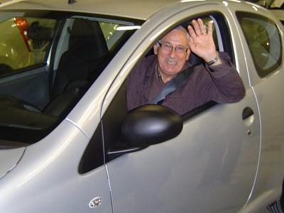 Remise des clefs de l'Aygo gagnée grâce à Toyota France en partenariat avec Jocker