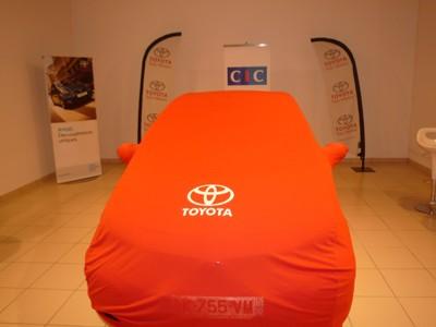 Remise des clefs de l'Aygo gagnée au Grand Jeu CIC Mobile