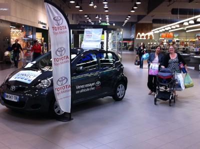 TOYOTA TOYS MOTORS TOURS présent au Centre Leclerc de Chinon