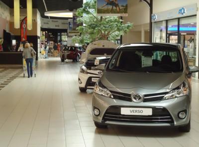 Toys motors au Super U à Loches