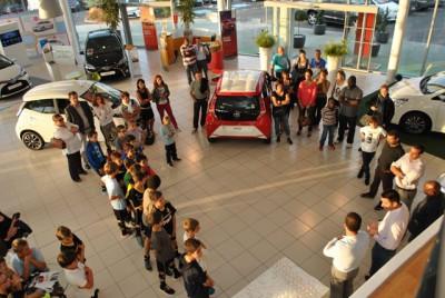 Remise de maillots à l'équipe de football U13 de Montlouis sur Loire