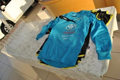 Remise de maillots à l'équipe de football U13 de Montlouis sur Loire