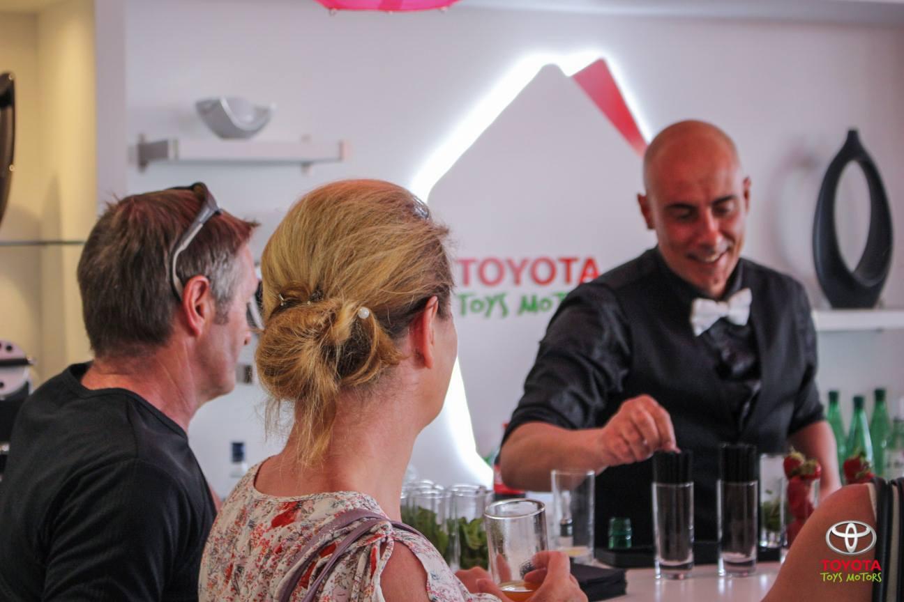 Toys Motors Rouen : Nouveau Showroom et ambiance estivale