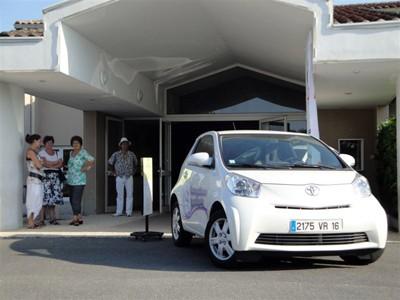 Toyota COGNAC (16) et le "Brin'd'Art Merpinois"