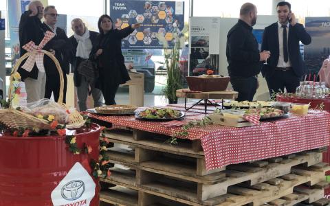 Tours : Les Halles de Toyota