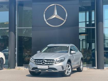 MERCEDES-BENZ Classe GLA/ X156 GLA 200 d Sensation