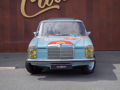 MERCEDES-BENZ 200   