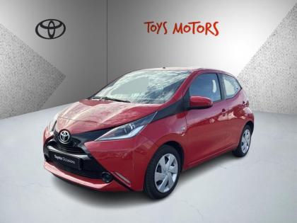 TOYOTA Aygo 1.0 VVT-i x-play  