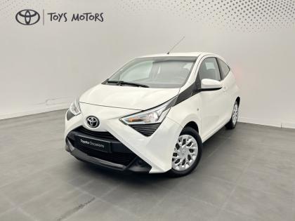 TOYOTA Aygo 1.0 VVT-i x-play  