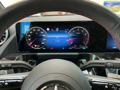 MERCEDES-BENZ GLA-Klasse GLA 180 Off-Roader