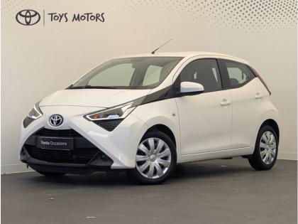 TOYOTA Aygo 1.0 VVT-i x-play  X-SHIFT