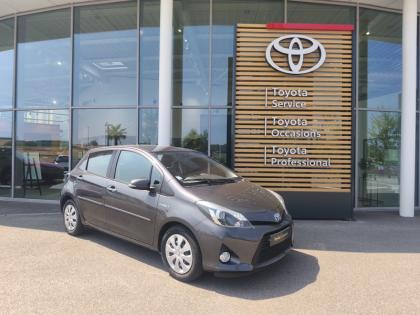 TOYOTA Yaris Hybrid 100h Dynamic  