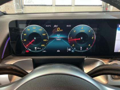 MERCEDES-BENZ GLB 200 D 4MATIC AMG Pack Night attelage  