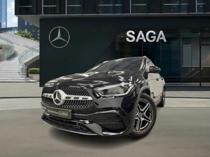 MERCEDES-BENZ GLA 180 AMG Line Toit Pano  