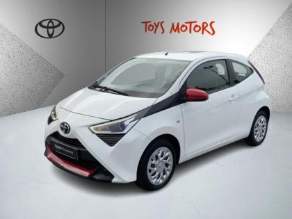 TOYOTA Aygo 1.0 VVT-i x-play  