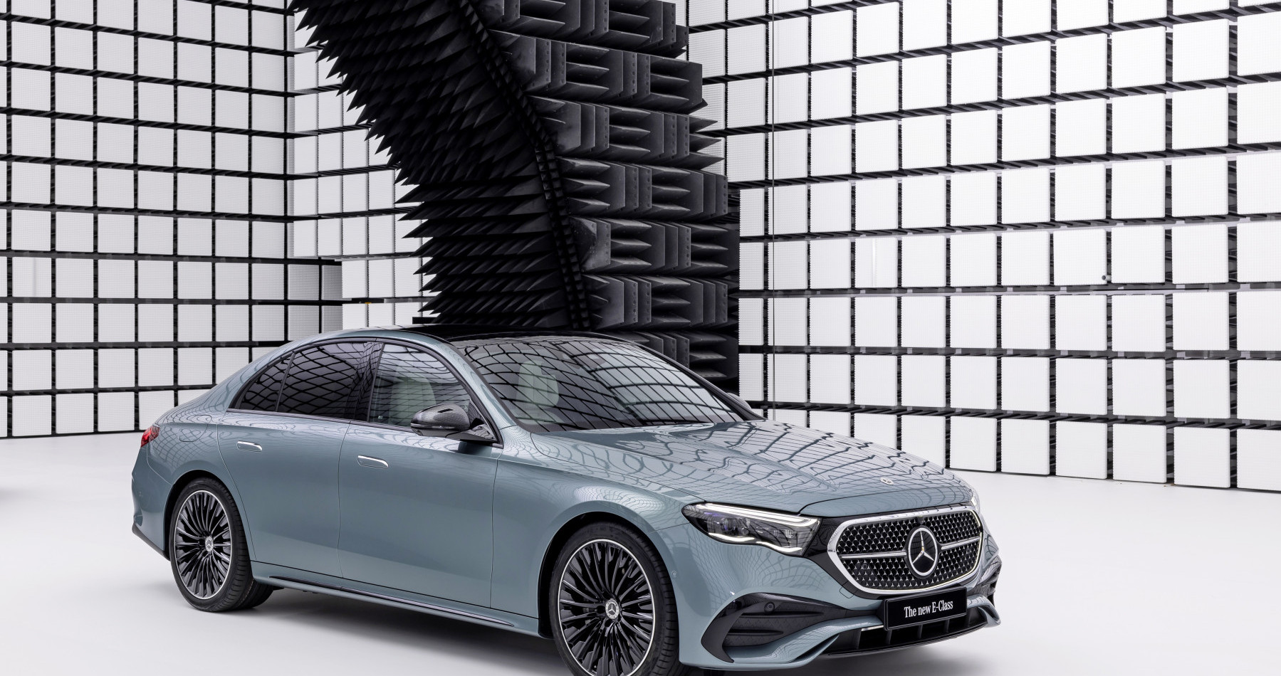 La Mercedes-Benz Classe E sacrée « Best Performer » 2024 par Euro NCAP