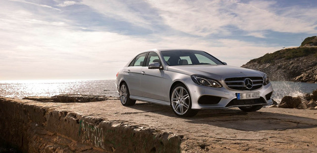 La Classe E 300 BlueTEC HYBRID BERLINE