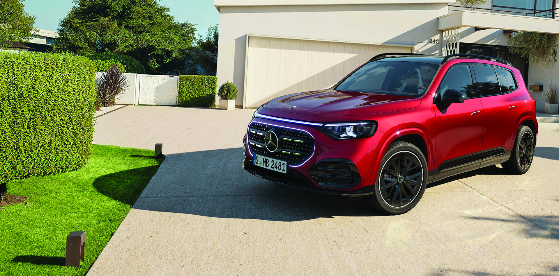 Illustration pour Nouveau GLB électrique.