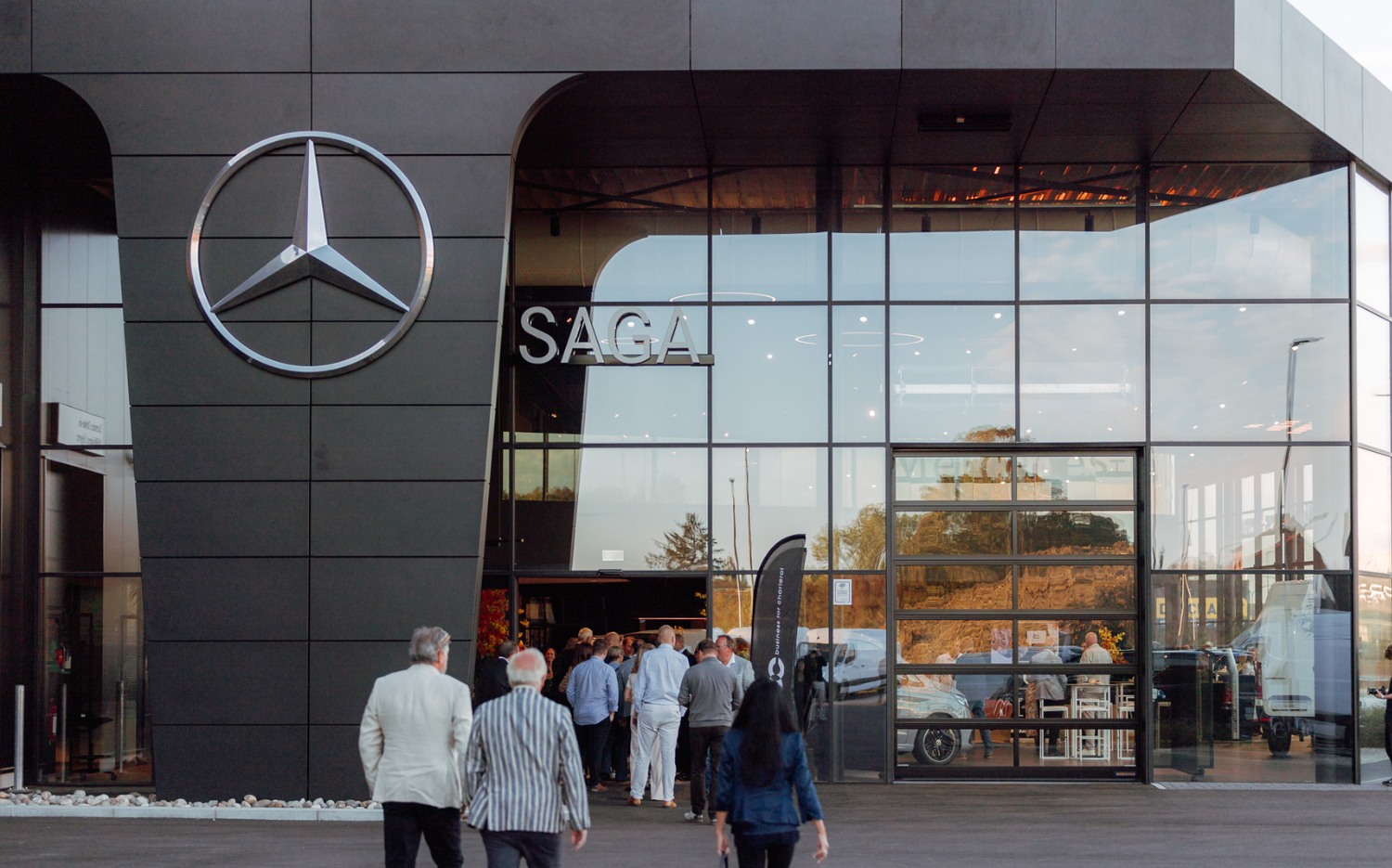 SAGA Mercedes-Benz accueille le Cocktail de Rentrée du B4C